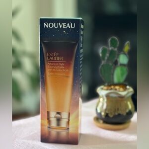 Estee Lauder Advanced Night Cleansing Gelée - full size and brand new in box